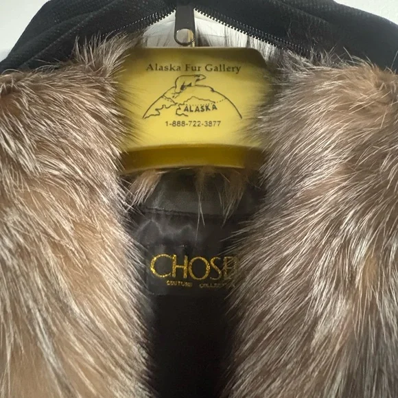 Chic Brown Leather Coat with Fur Collar - Picture 3 of 7